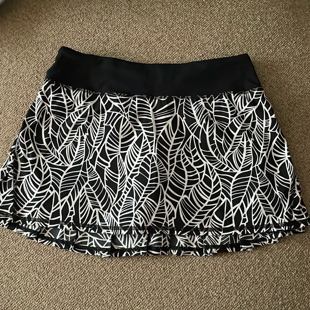 Lululemon Run: Pace Setter Skirt Pretty Palm Black Angel Wing/Black Size… - Picture 2 of 12